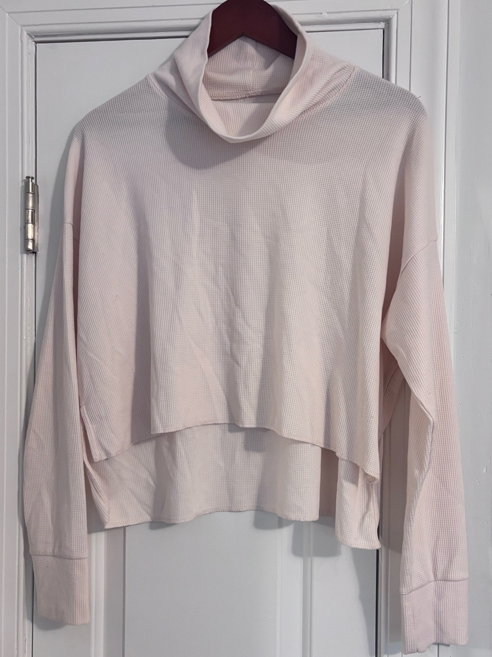 American Eagle Baby Pink Top